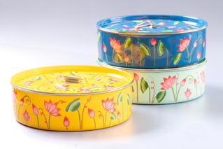 Lotus masala dabbas